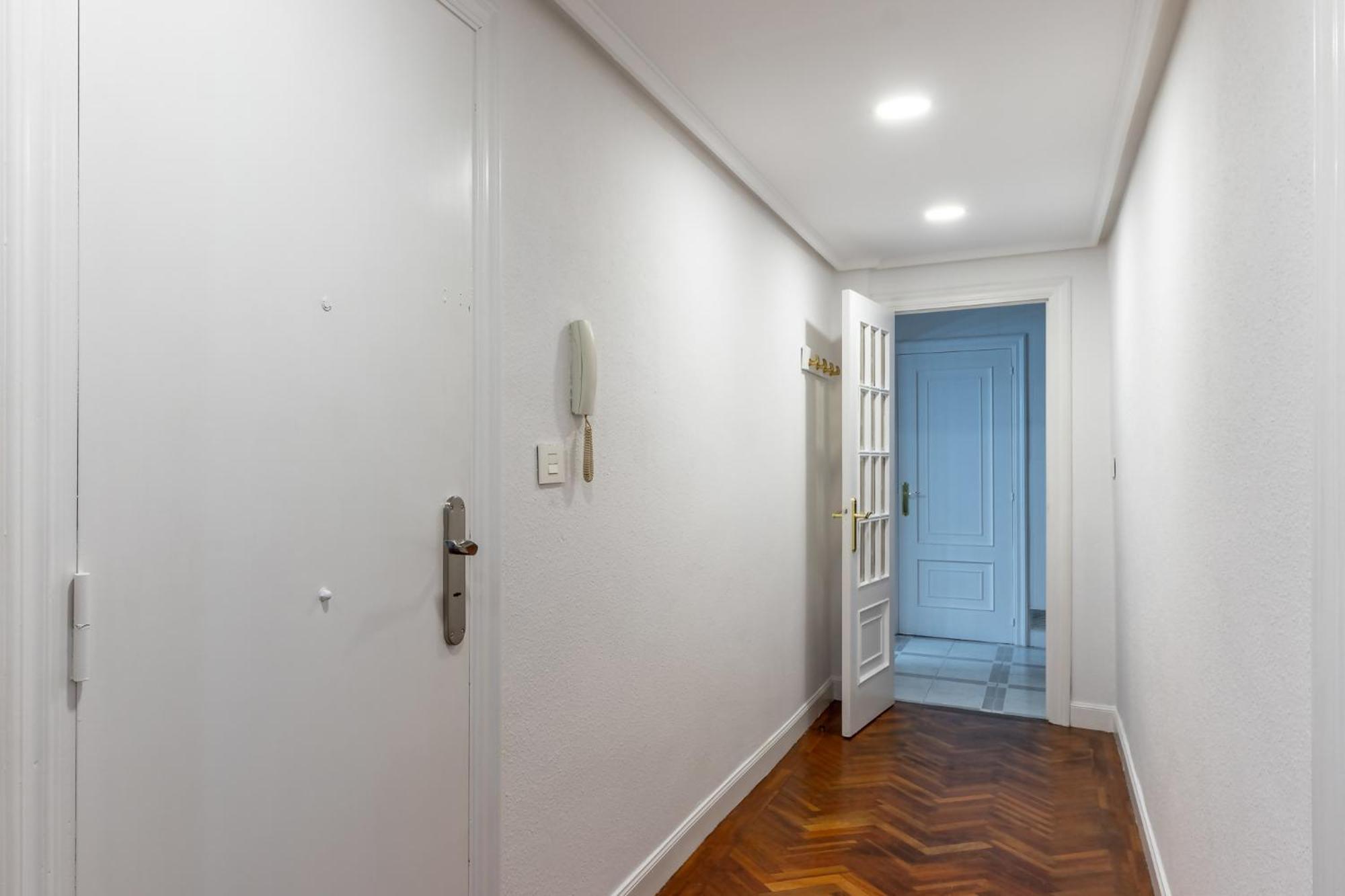 Charming 4 Double Bed Steps From The Old Town