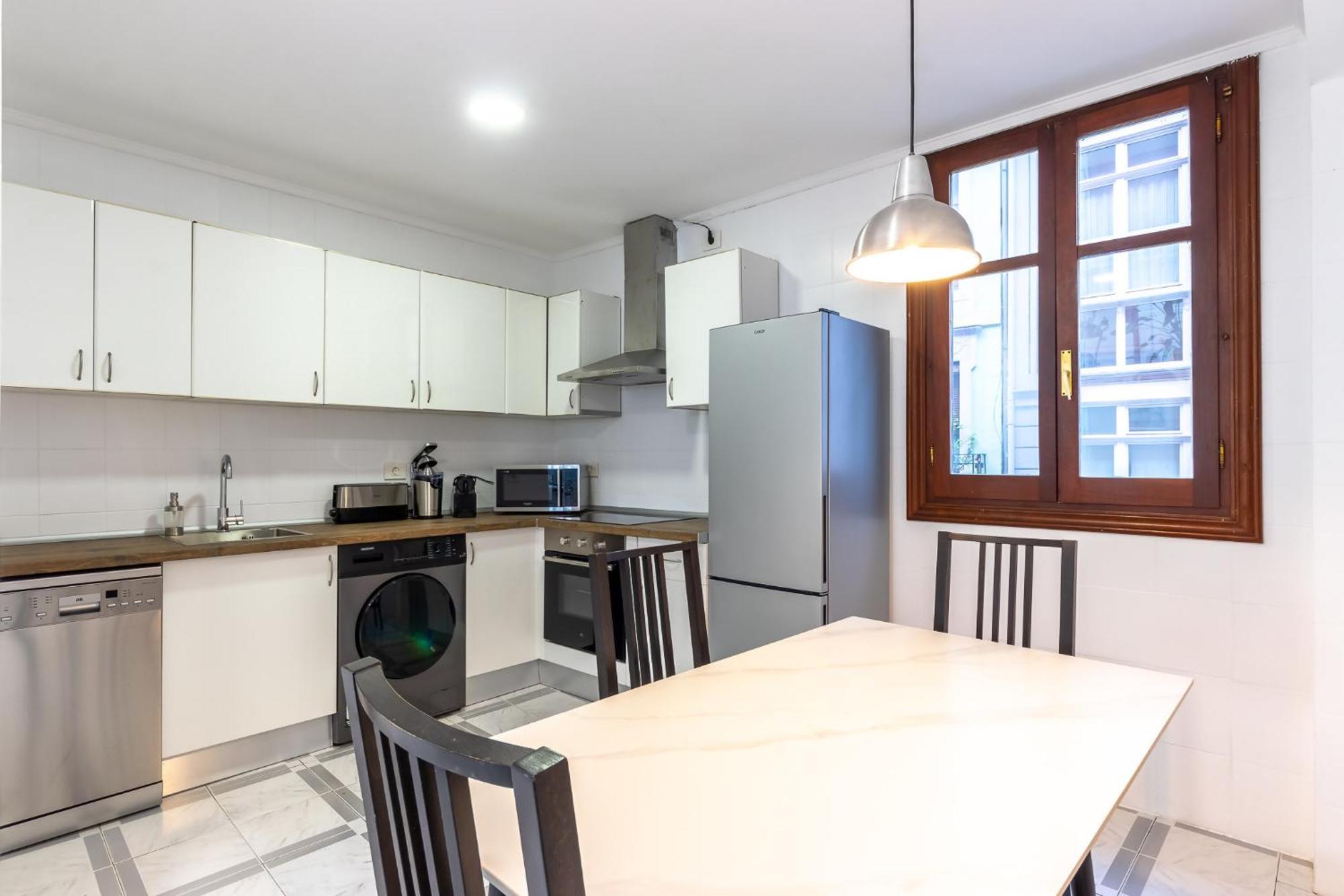 Appartamento Charming 4 Double Bed Steps From The Old Town *